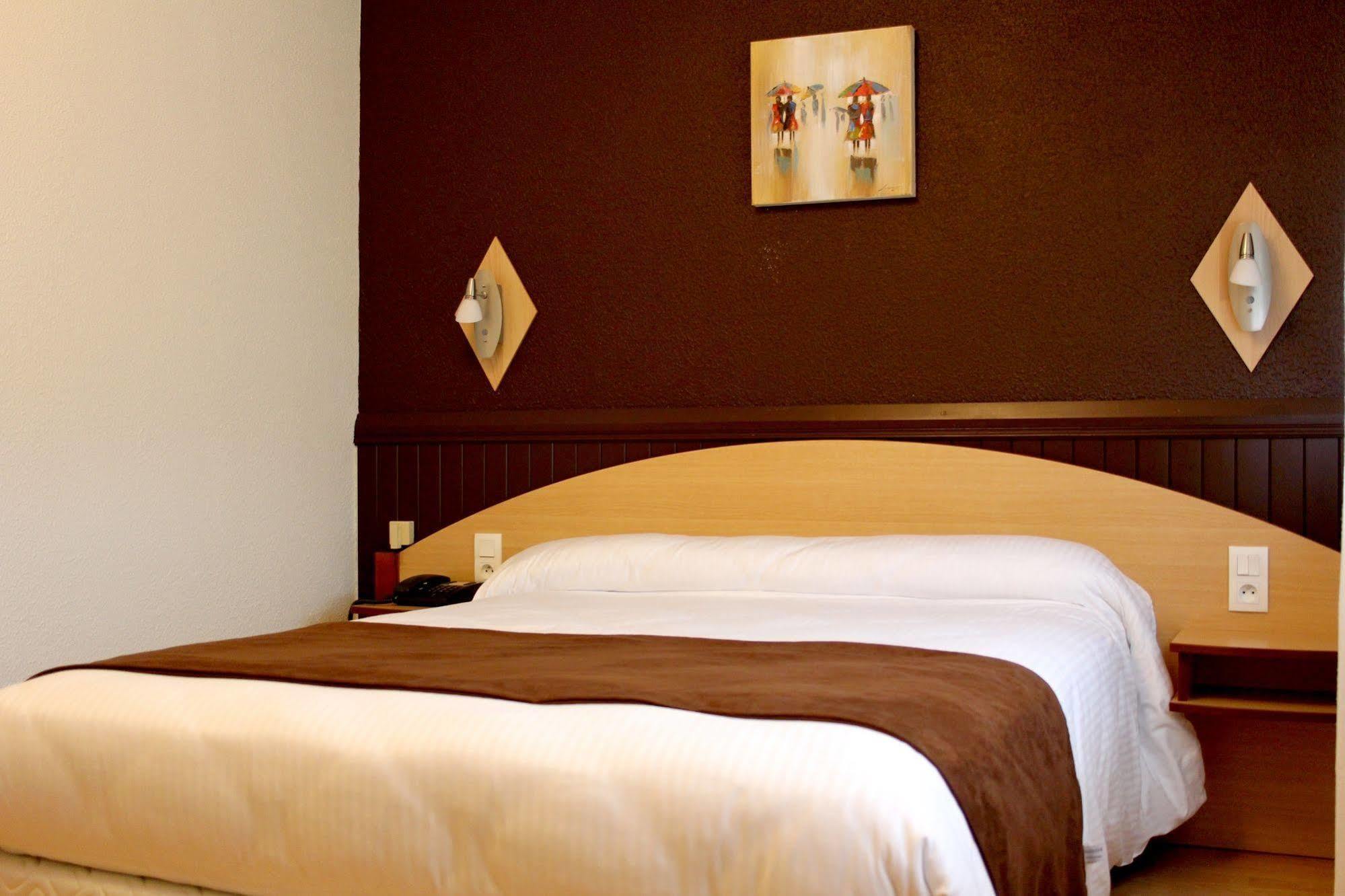 Hotel Saint-Hubert Экстерьер фото