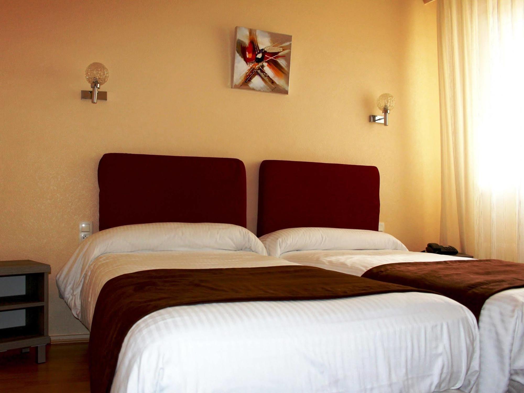 Hotel Saint-Hubert Экстерьер фото